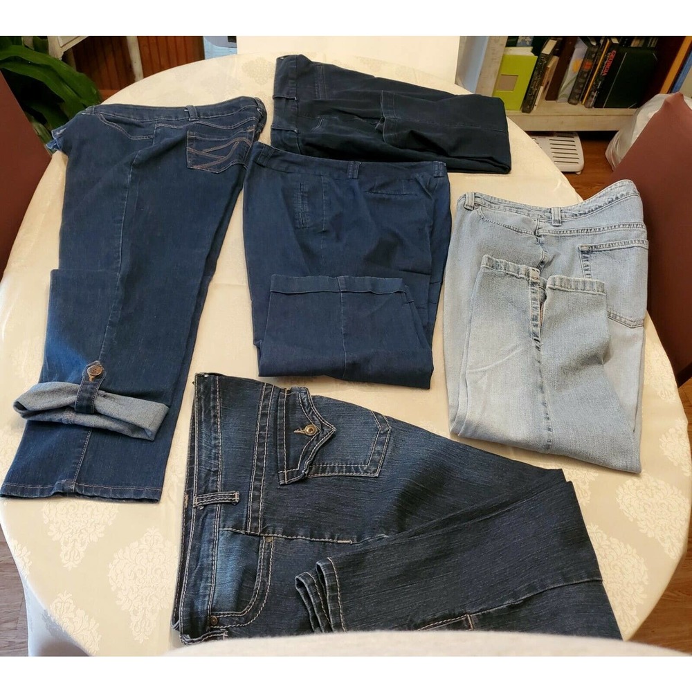 Lot 5 Women's Size 14 Capris (Nine West, Dockers, Tommy Hilfiger, New Direction)